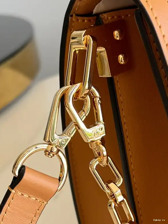 LOUIS MM DAUPHINE VUITTON 0705